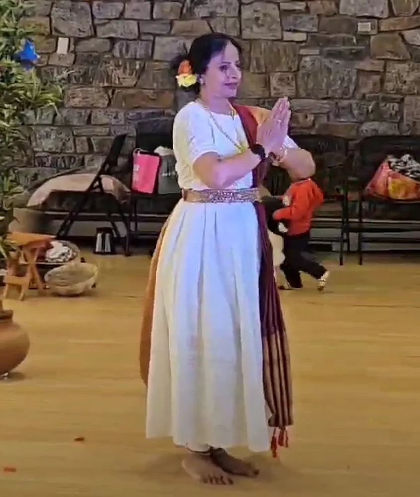 BabaPlayDance1
